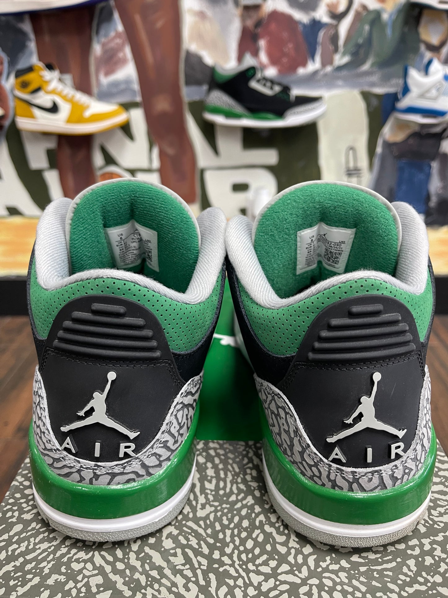 Air Jordan Retro 3 ‘ Pine Green ‘ Size 8