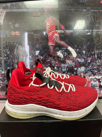 LeBron 15 low University Red size 12
