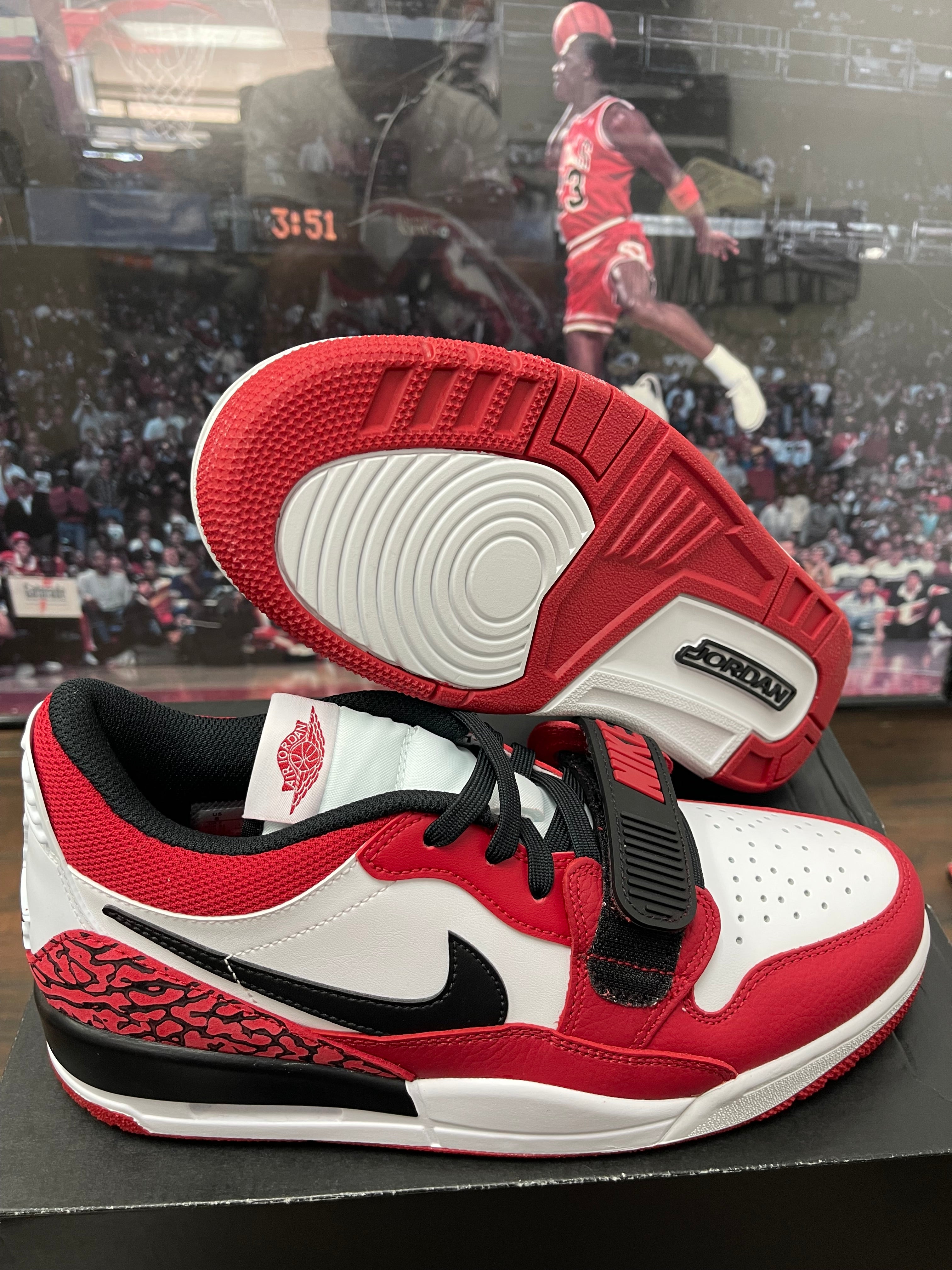 Jordan Legacy 312 Low Chicago Red Size 8