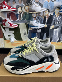 Yeezy Wave Runner Size 5