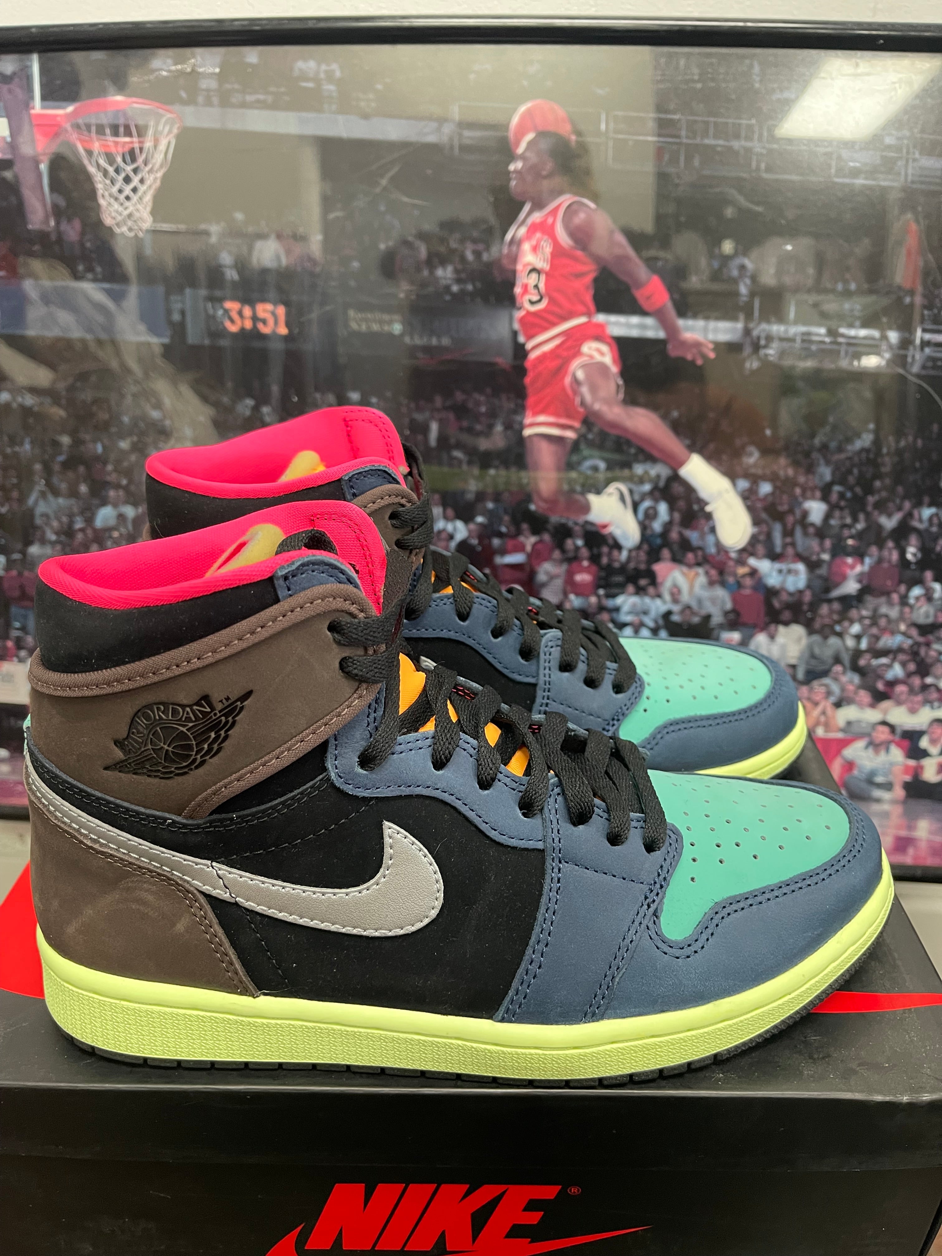 Air Jordan Retro 1 High OG ‘ Bio Hack ‘ Size 8.5
