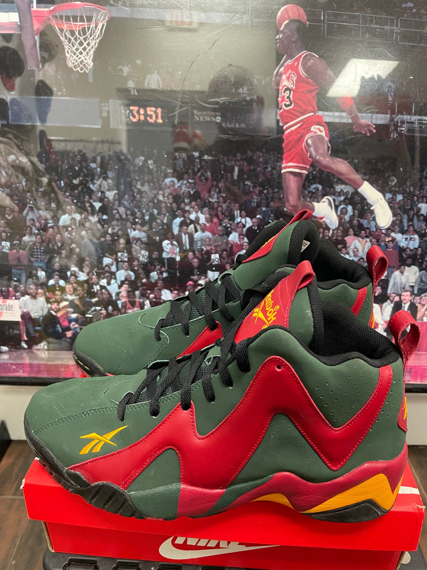 Kamikaze ‘ Seattle ‘ Size 13
