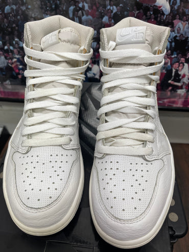 Air Jordan Retro 1 High OG ‘ White Perforated ‘ Size 8.5