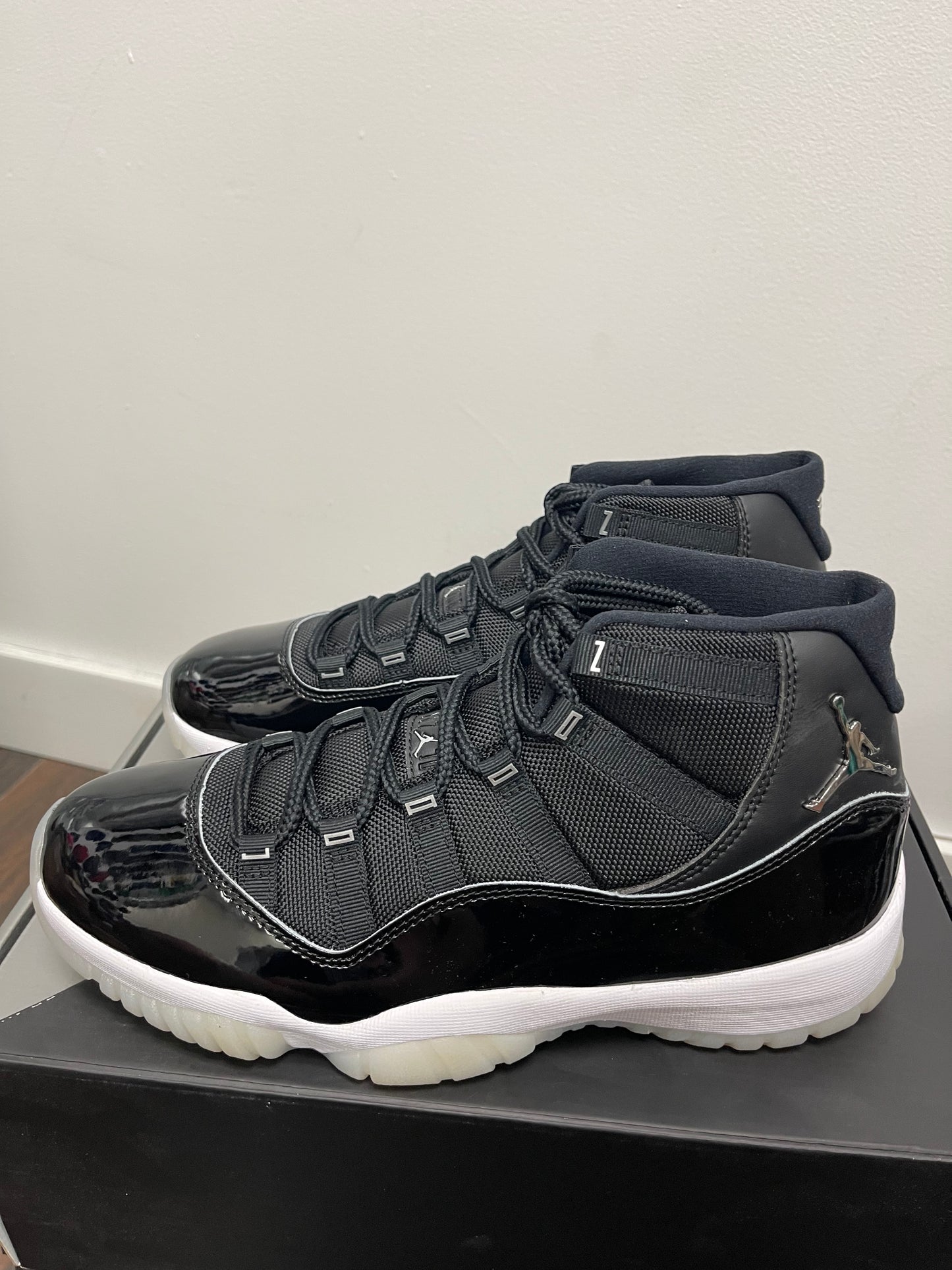 Air Jordan Retro 11 ‘ Jubilee ‘ Size 10.5