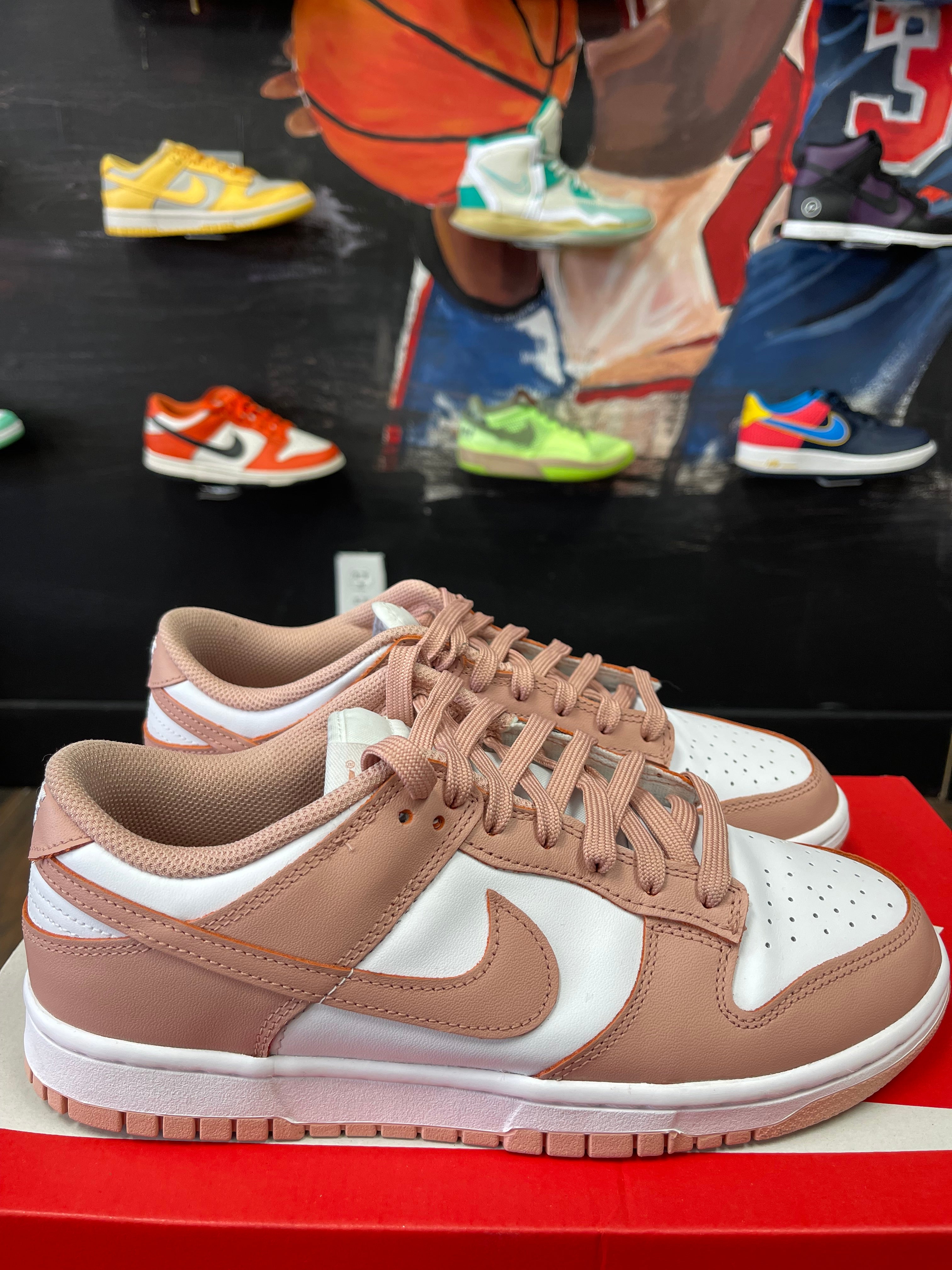 Dunk low ‘ Rose ‘ Size 9.5 women