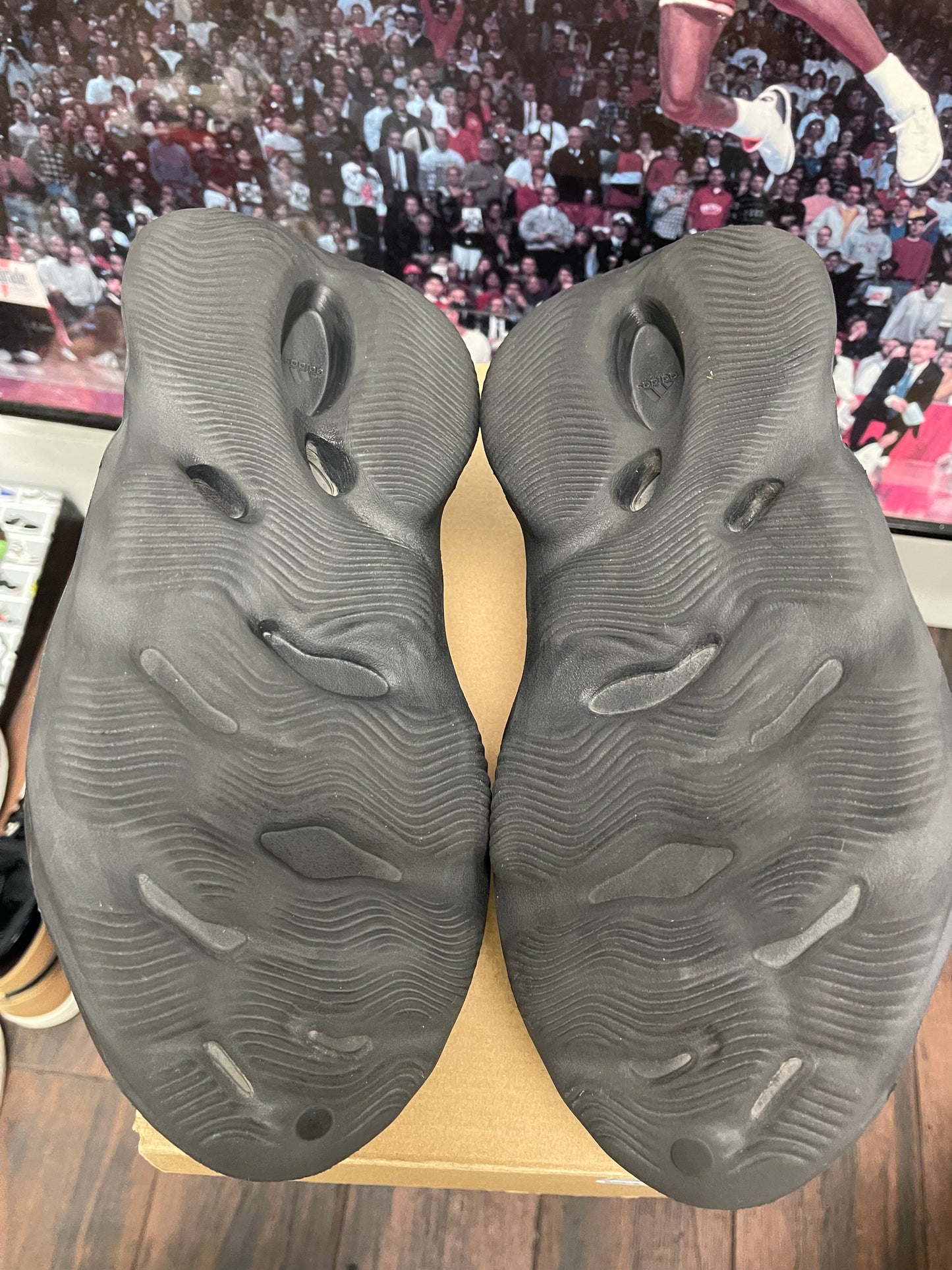 Yeezy Foamrunner ‘ Black ‘ Size 9