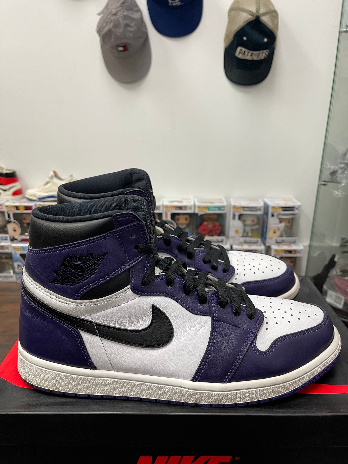 Air Jordan Retro 1 High OG ‘ Court Purple 2.0 ‘ Size 11