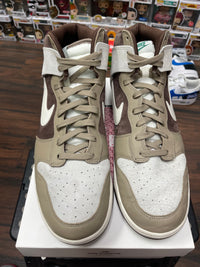 Dunk High ‘ Light Chocolate ‘ Size 14