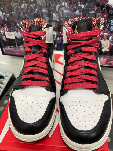 Air Jordan Retro 1 High ‘ Las Vegas ‘ Size 8.5