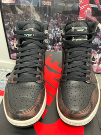 Air Jordan Retro 1 High ‘ Patina ‘ Size 8.5
