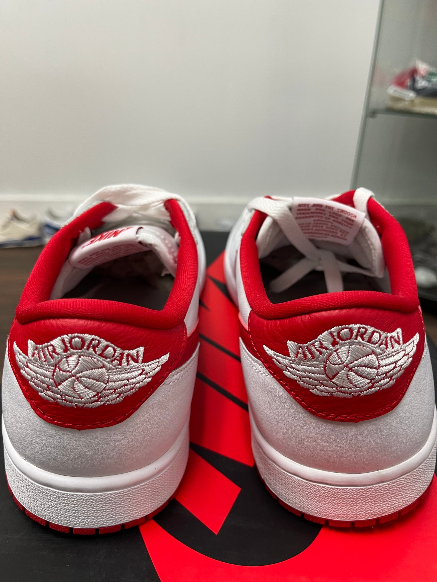 Air Jordan Retro 1 Low OG ‘ University Red ‘ Size 10