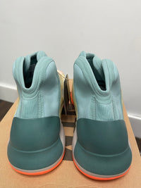 Adidas Yeezy QNTM ‘ Hi-Res Coral ‘ Size 11