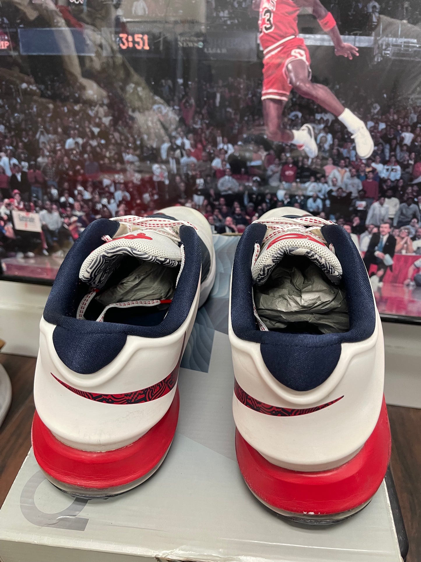 KD 7 ‘USA ‘ Size 13
