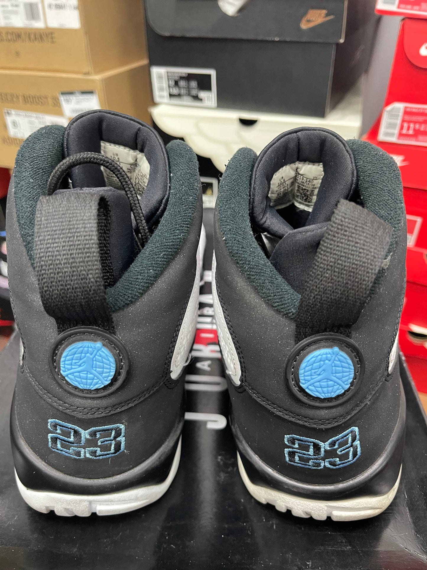 Air Jordan Retro 9 ‘ University blue ‘ Size 10.5