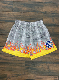EE shorts size MEDUIM