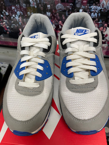 Air Max 90 Hyper Royal Size 8.5