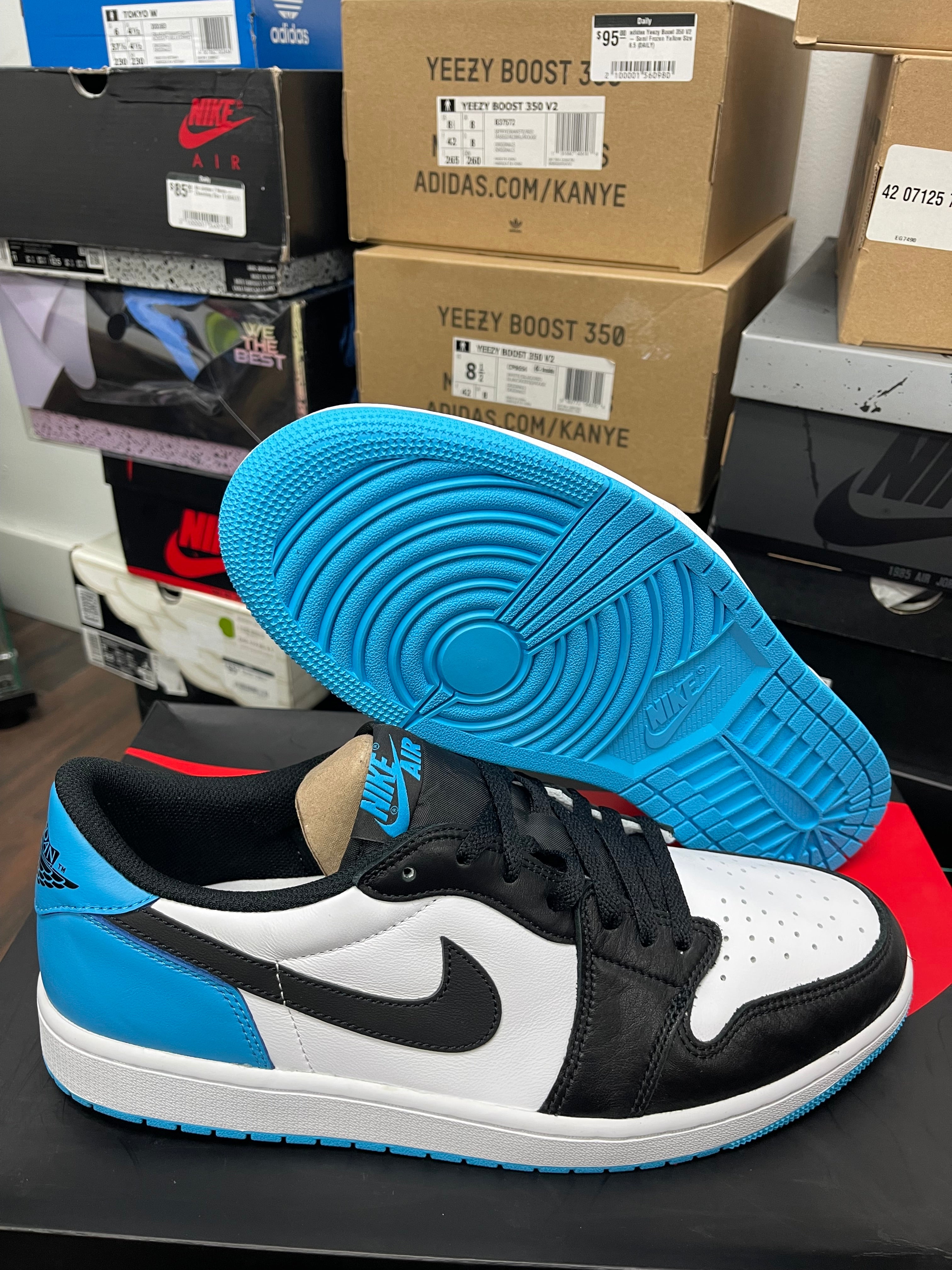 Air Jordan Retro 1 Low OG ‘ UNC ‘ Size 13