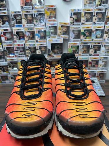 Air Max Plus ‘ Orange ‘ Size 7Y