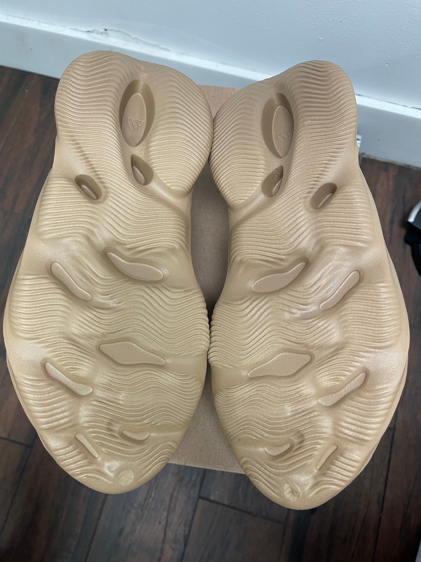 Adidas Yeezy Foam Runner ‘ Ochre ‘ Size 11