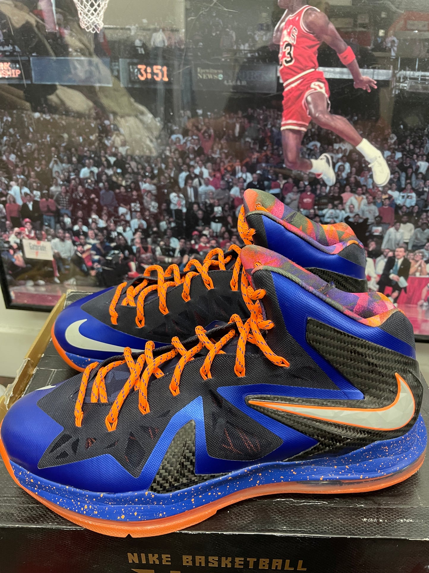 LeBron Elite ‘ Superhero ‘ Size 13