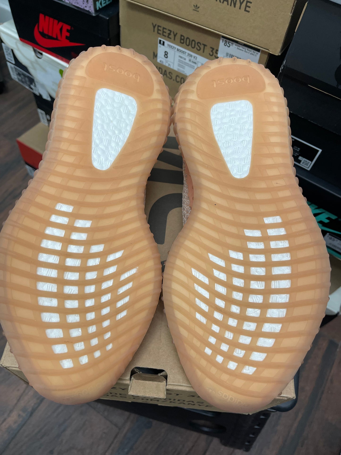 Yeezy Boost 350 V2 ‘ Clay ‘ Size 8.5