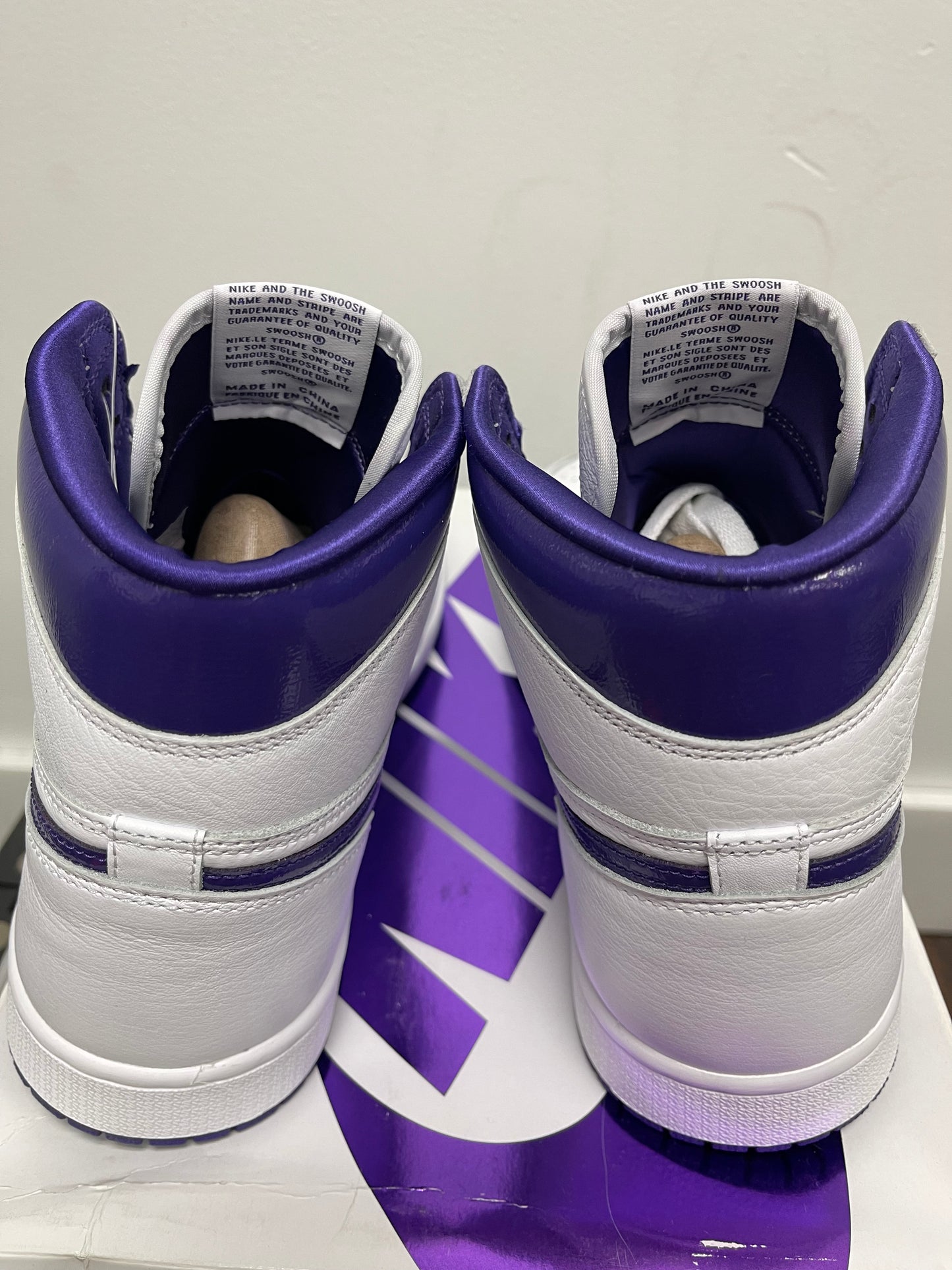 Air Jordan 1 OG High ‘ Court Purple ‘ size 9.5 men