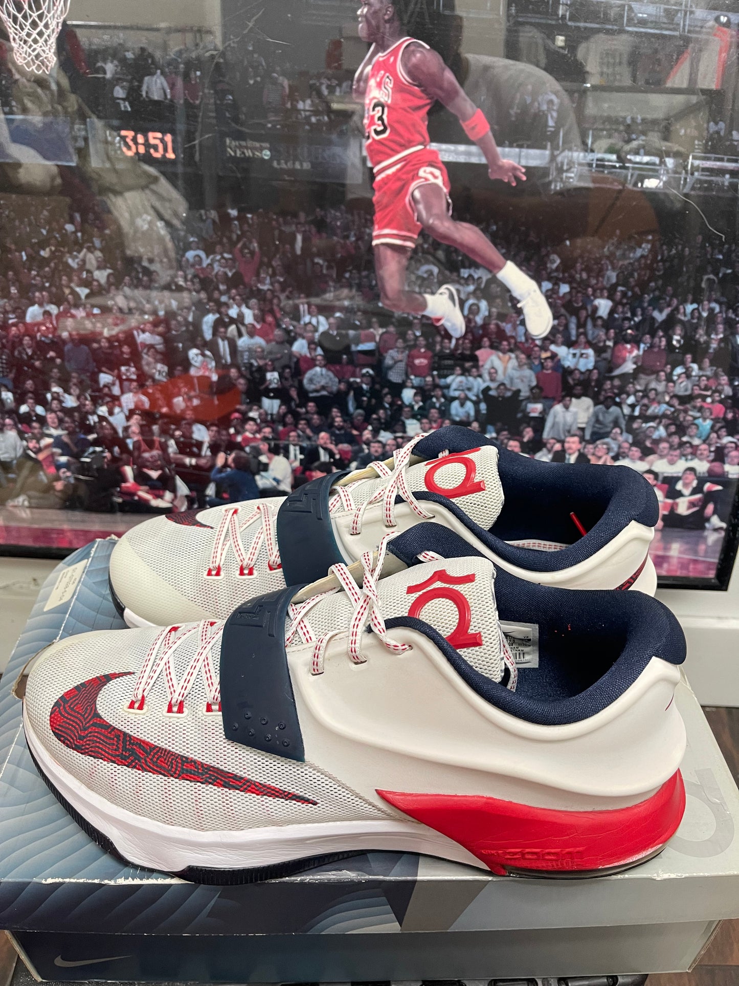 KD 7 ‘USA ‘ Size 13