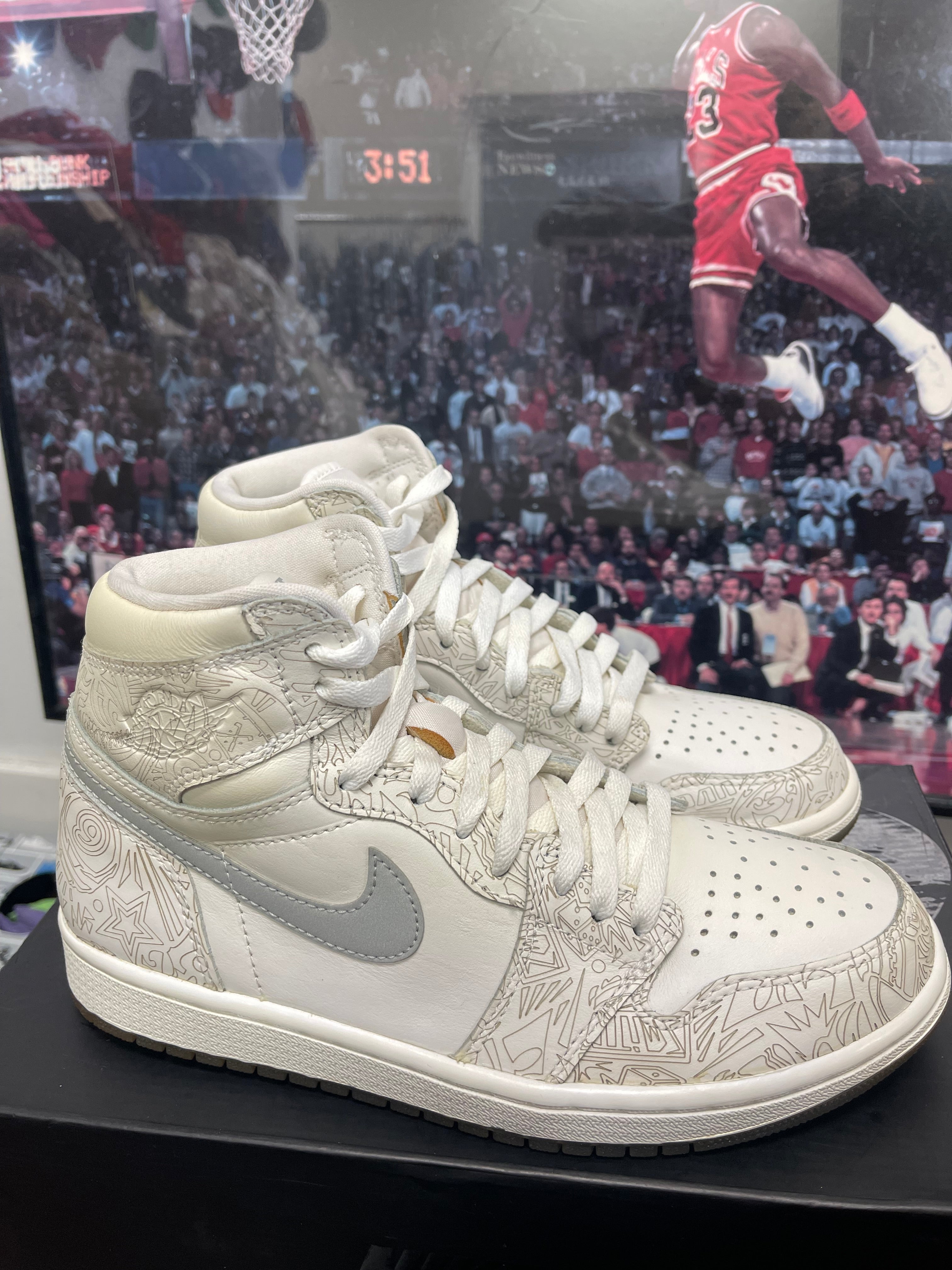 Air Jordan Retro 1 High OG ‘ Laser ‘ Size 8