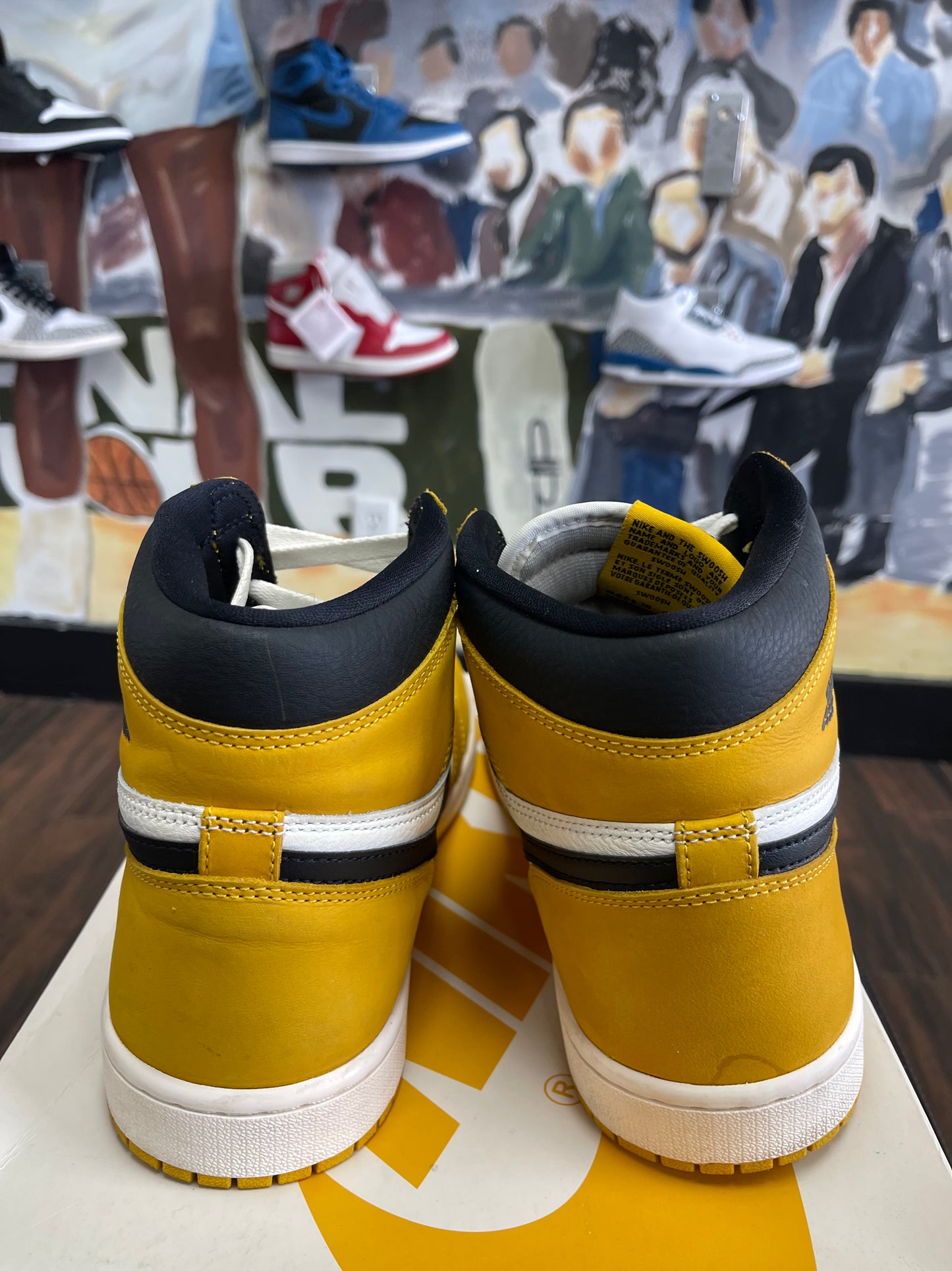 Air Jordan Retro 1 High ‘ Yellow Ochre ‘ Size 11