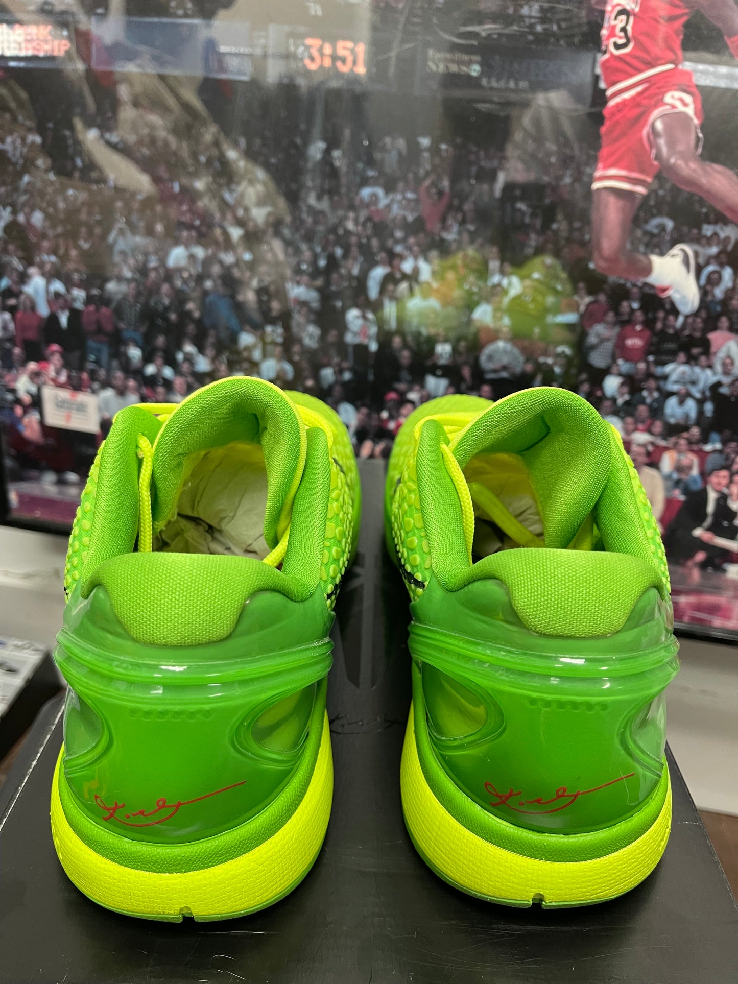 Kobe ‘ Grinch ‘ Size 11.5
