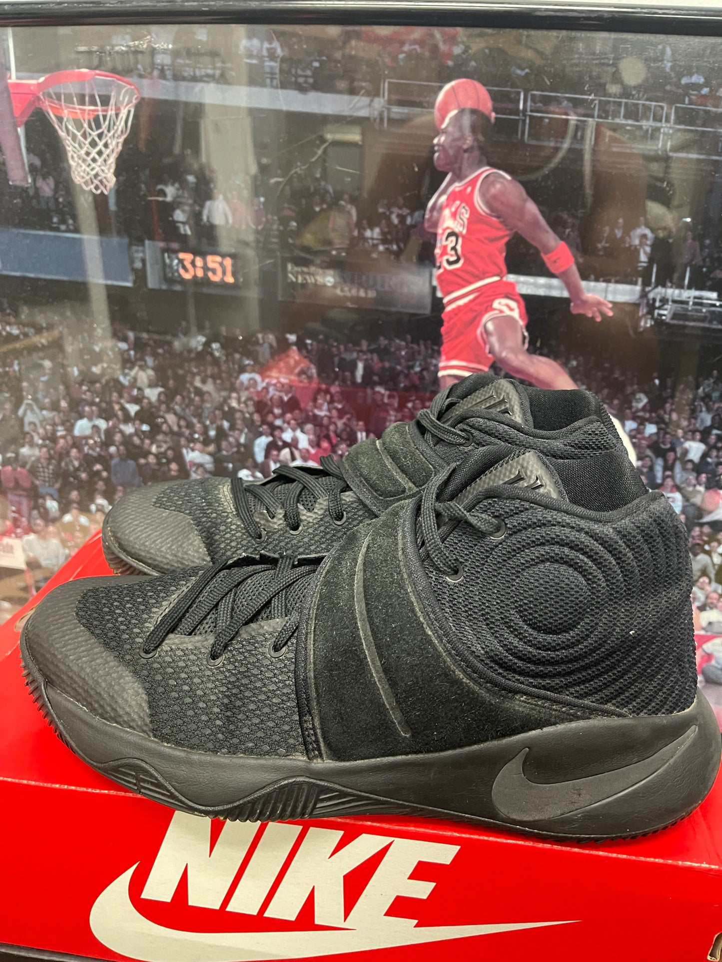 Kyrie 2 Triple Black Size 10