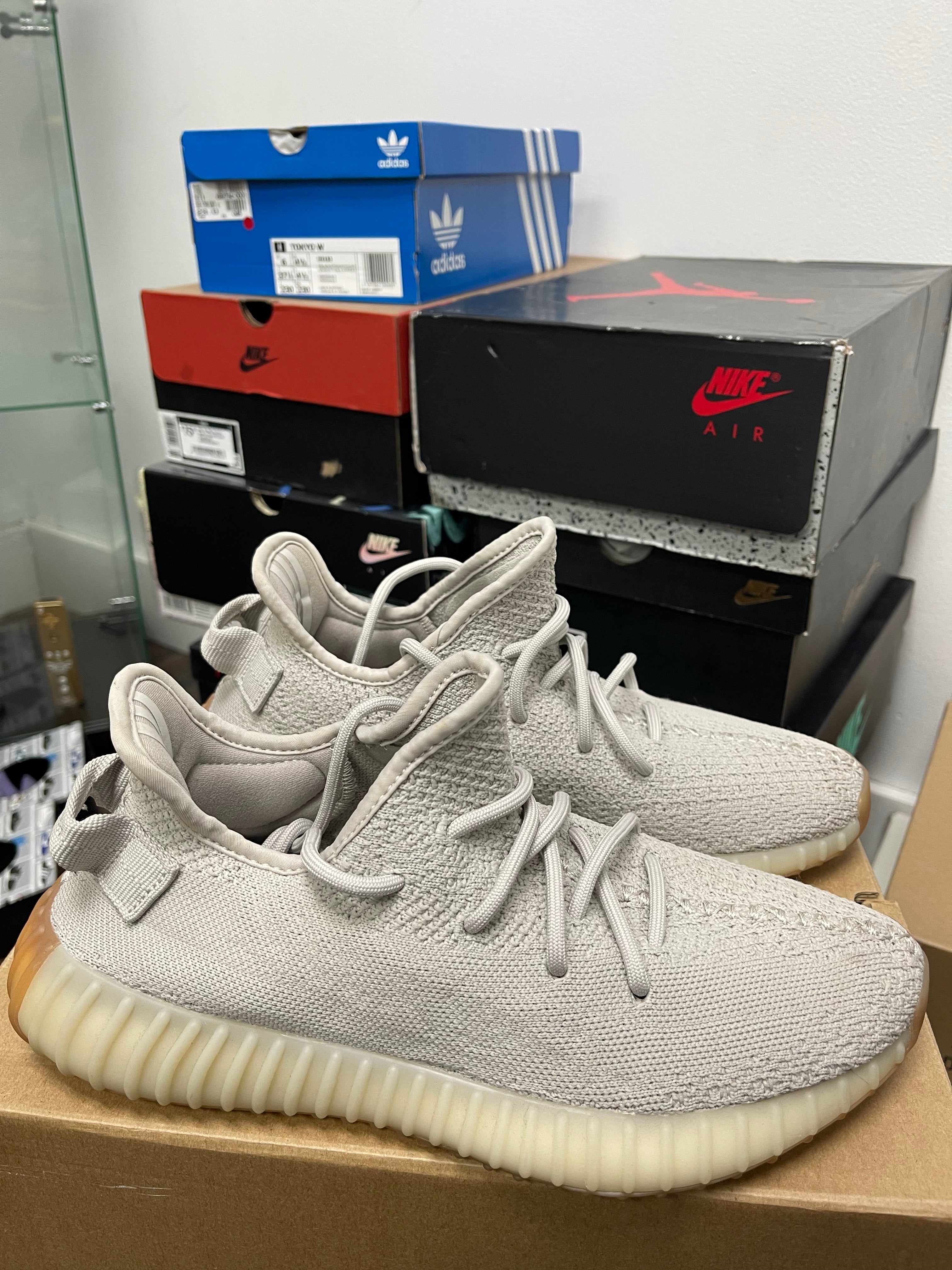 Yeezy Boost 350 V2 ‘ Sesame ‘ Size 8