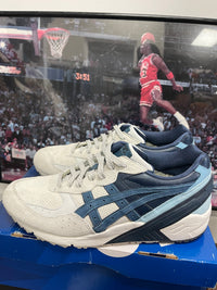 Gel-Sight OFF White Navy Size 8.5