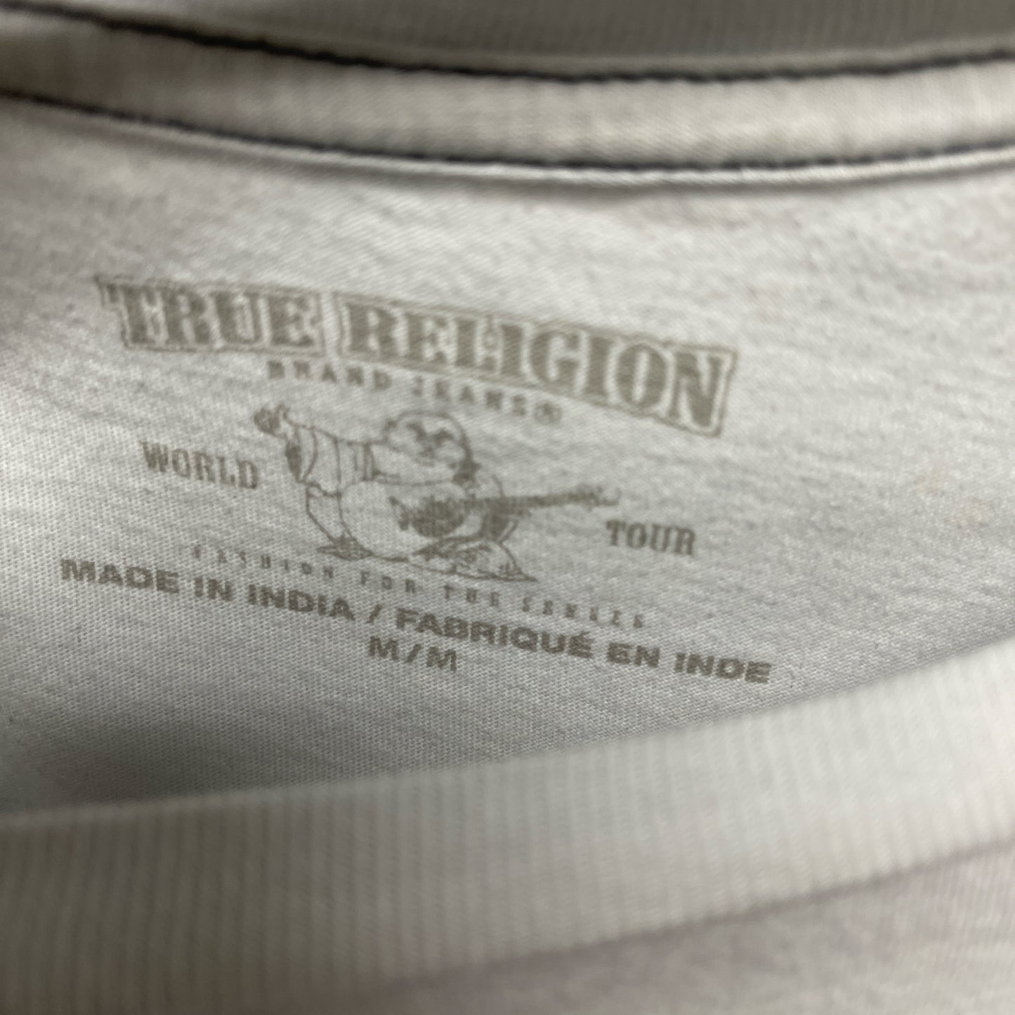 True Religion t-shirt size MEDUIM