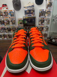 Dunk low Miami Hurricanes Size 8.5