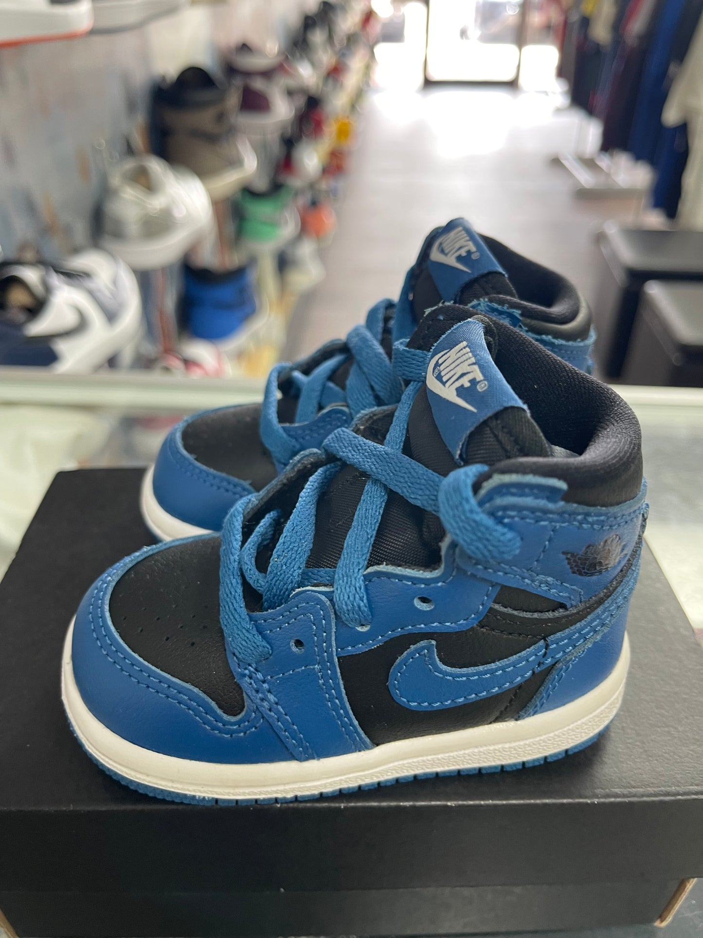 Air Jordan Retro 1 High size 4c
