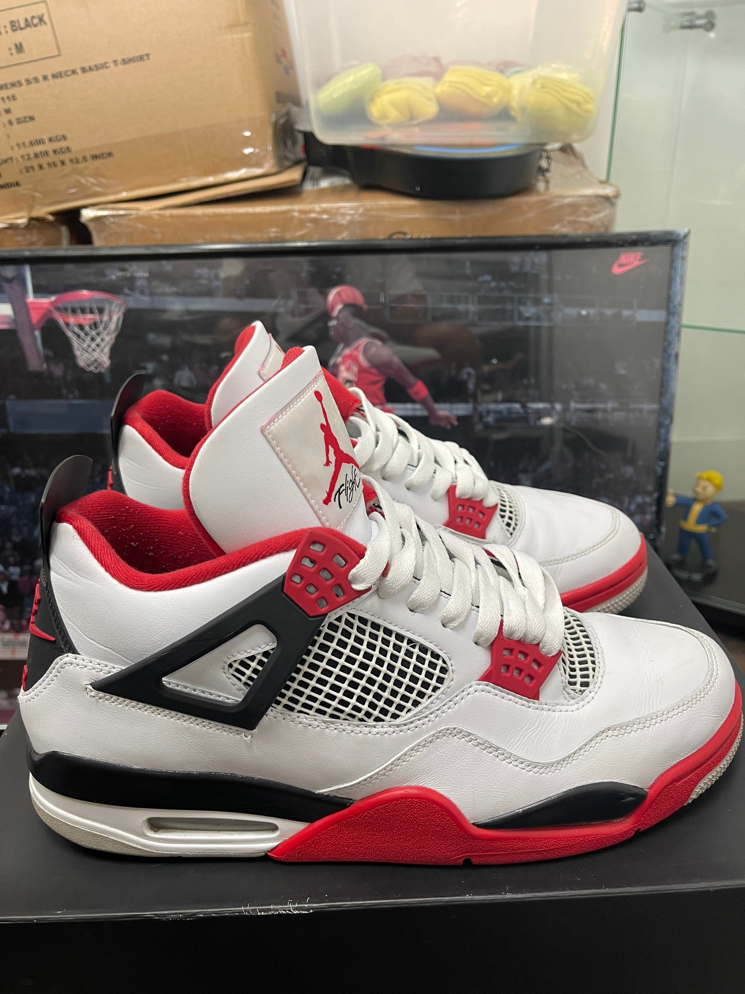 Air Jordan Retro 4 OG ‘ Fire Red ‘ Size 13